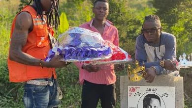 Pallaso, Weasel and Chameleone visit AK 47's tomb