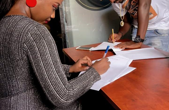 Lydia Jazmine Signs a Juicy Deal with Mpaka Records