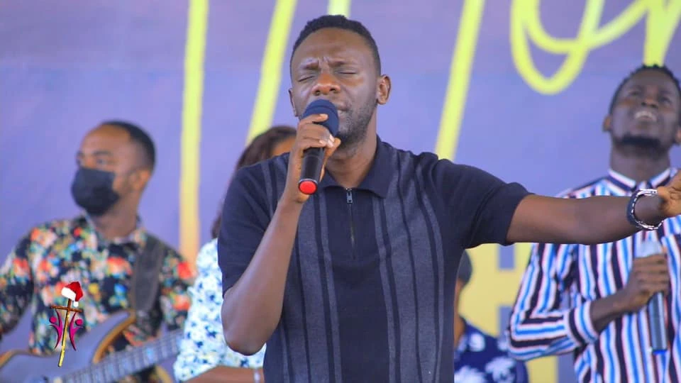 katonda wabanku comcert by wilson bugembe