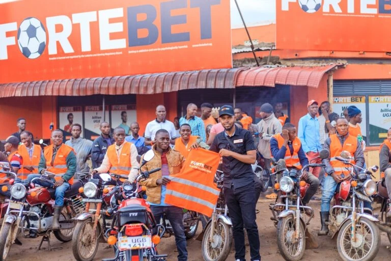 FORTEBET GIFTS NAKASONGOLA, LUWERO, MIGYERA PEOPLE